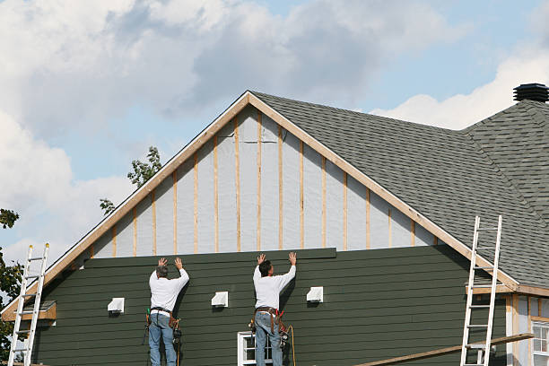 Professional Siding Installation technician working in Marietta, OH